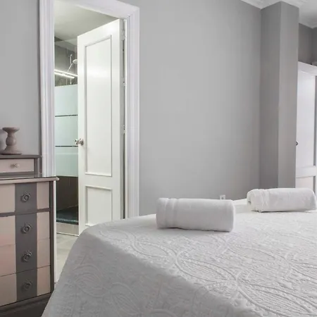 Apartament Charming With Free Parking In Center
